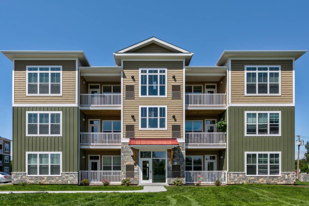 APARTMENTS 2 NORTHEAST WINDOWS USA